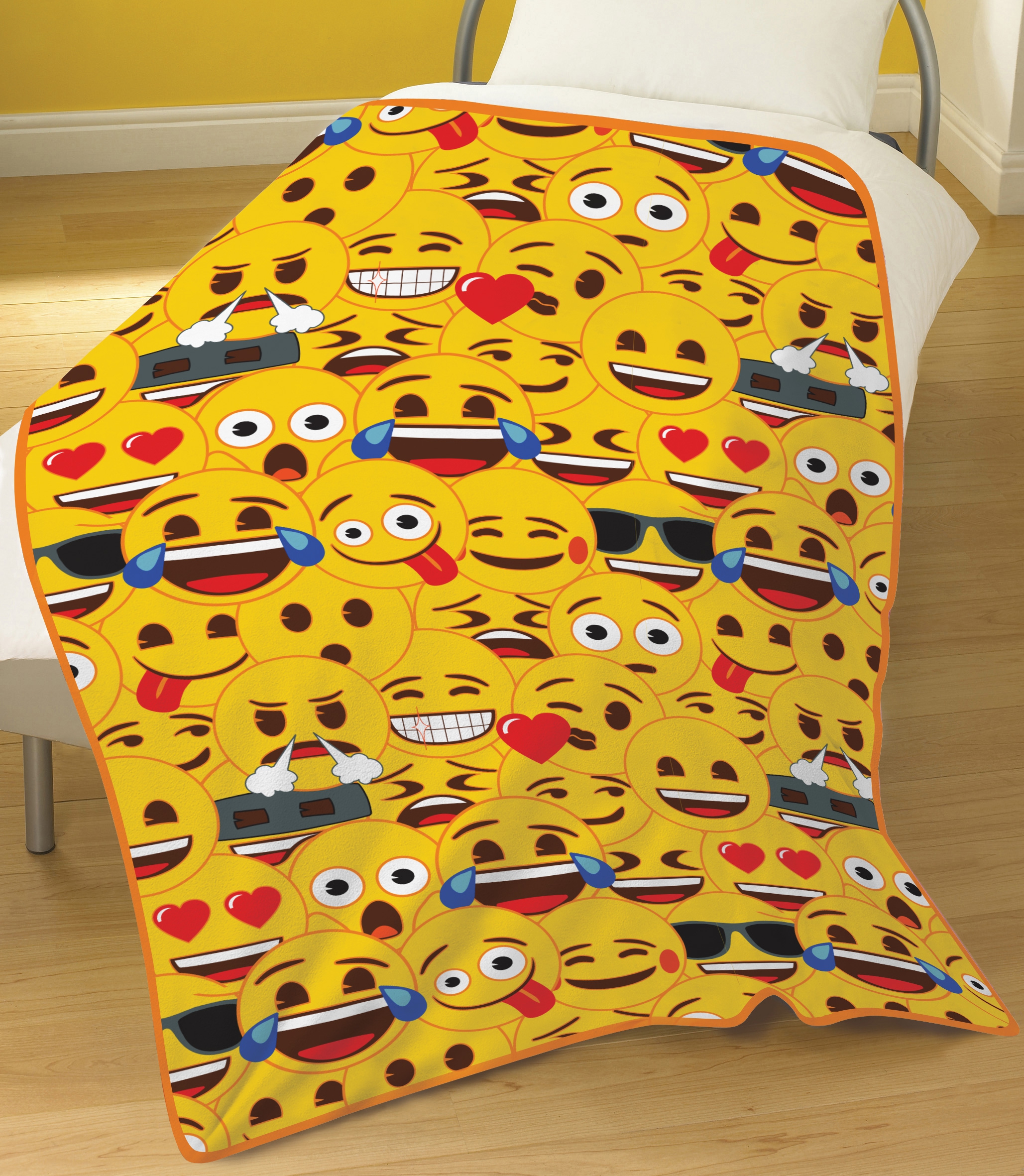 Emoji 'Multi' Yellow Face Rotary Fleece Blanket Throw
