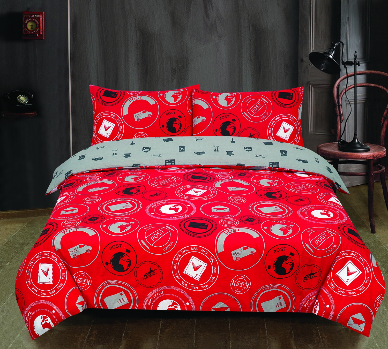 Todd Linens London to Paris Post 'Royal Red' single double king duvet cover set